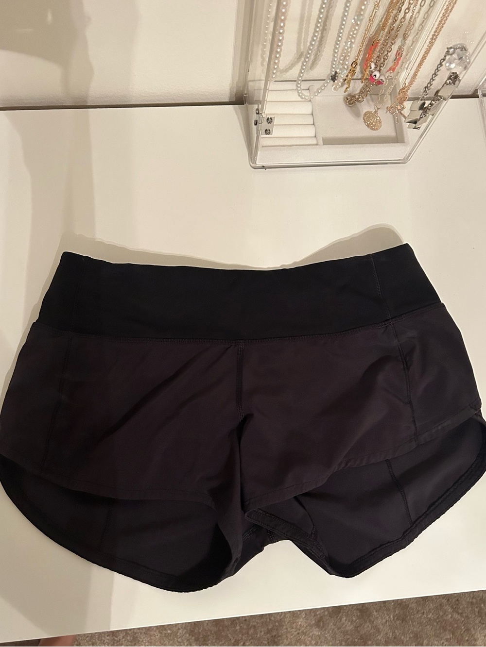 (SOLD) LULULEMON SPEED UP SHORTS